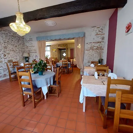 Hotell Logis - La Table D'antan - 2 Etoiles Et Restaurant Bon-Encontre