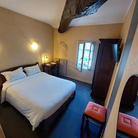 Logis - La Table D'antan - 2 Etoiles Et Restaurant 2* Bon-Encontre