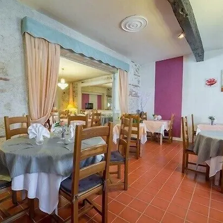 Logis - La Table D'antan - 2 Etoiles Et Restaurant Bon-Encontre