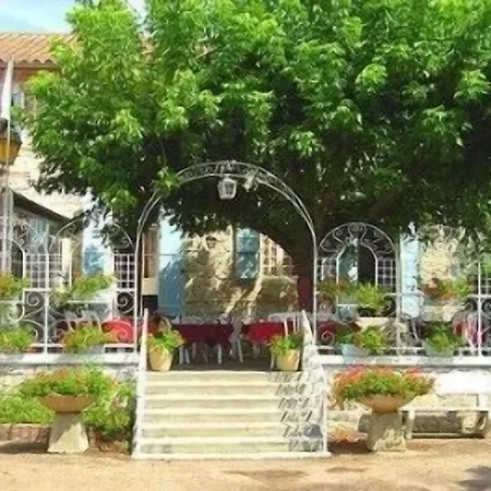 Hotel Logis - La Table D'antan - 2 Etoiles Et Restaurant